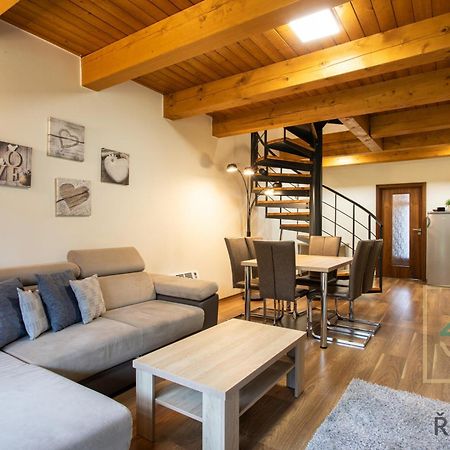 Apartmany Pod Zakletym - Hotel Ricky 外观 照片